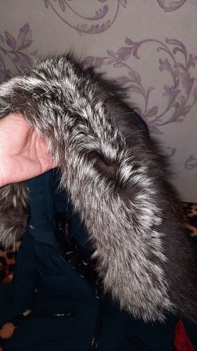 Продам пуховик в гарному стані