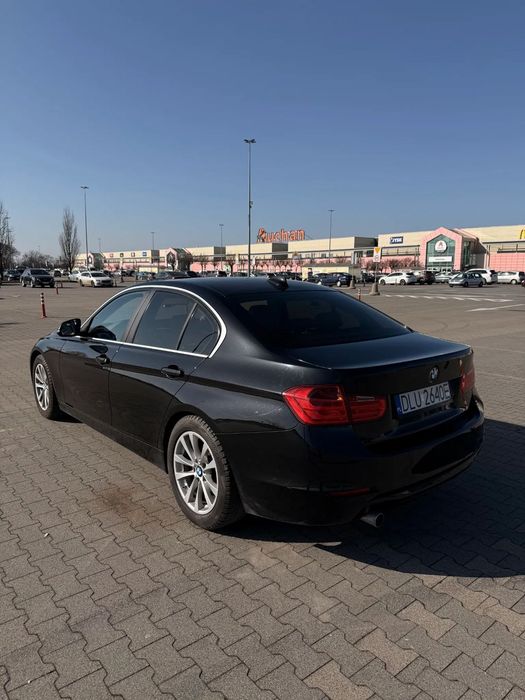 BMW Seria 3 BMW 320d EfficientDynamics Edition F30 2015
