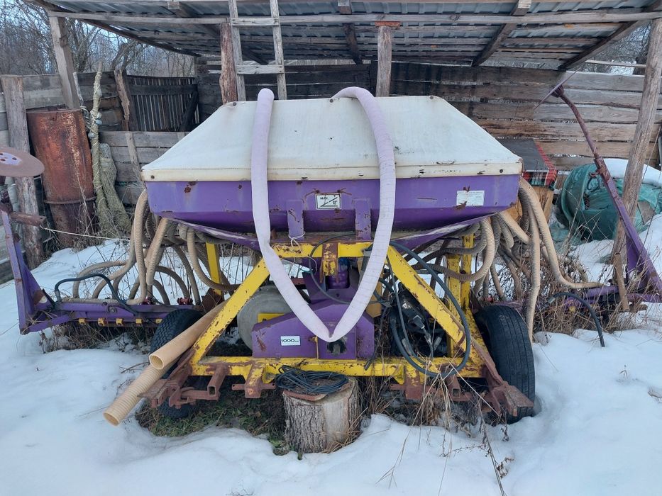 Продам  сеялку MISTRAL