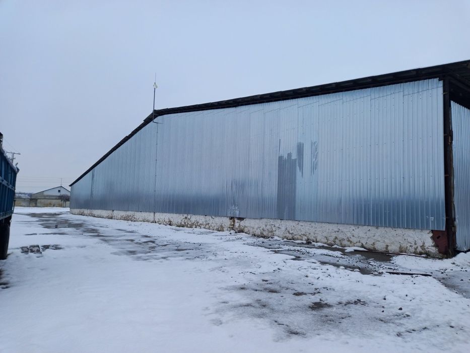 Продам промислову базу ферму