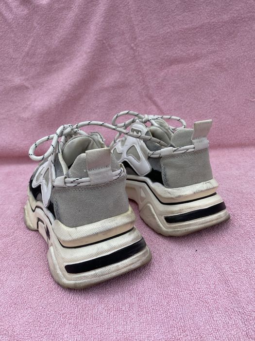 Жіночі/дівчачі кросівки