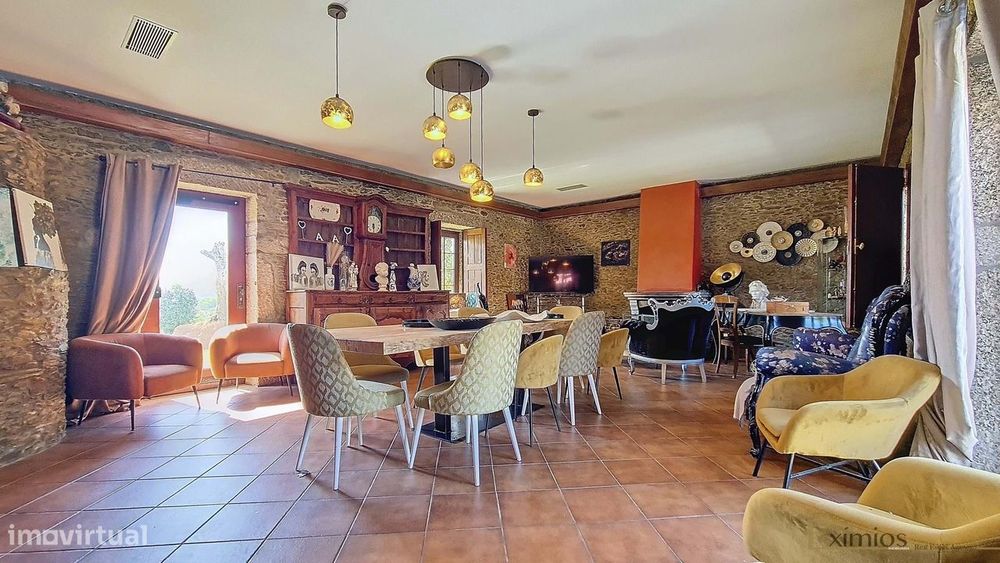Venda de quintinha V4, com terraço, em Balasar, Póvoa de Varzim