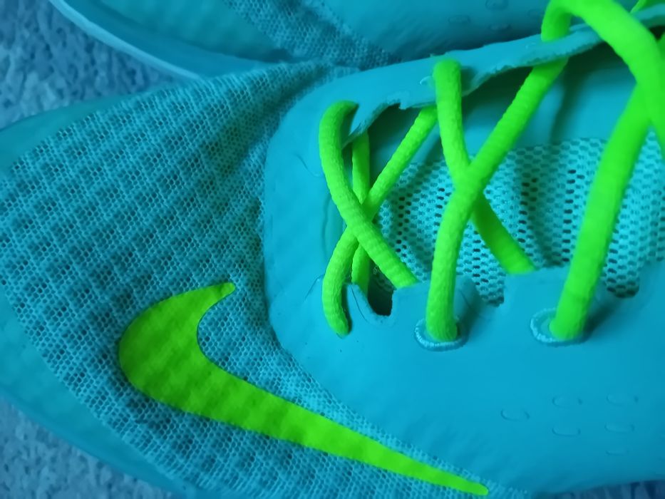 Buty Nike turkusowe rozmiar 40