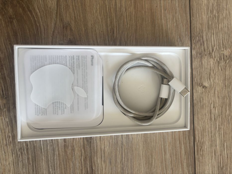 Iphone 15 Pro Max stan bardzo dobry