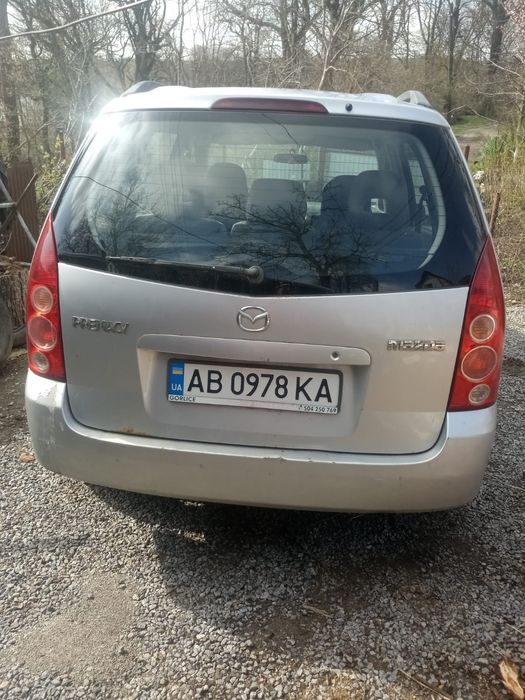 Автомобіль Мазда