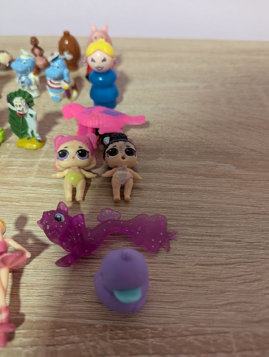 Продаю іграшки Кіндер сюрприз