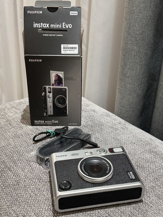 Instax mini evo black
