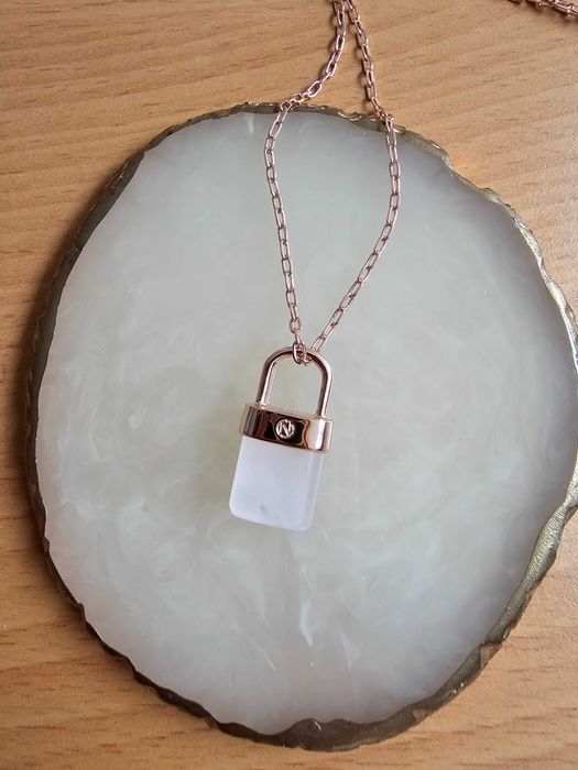 Colar Cadeado Quartzo Rosa NOVO