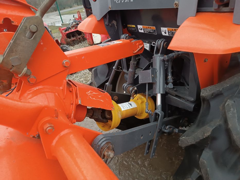 Японський мінітрактор.Трактор Кубота.