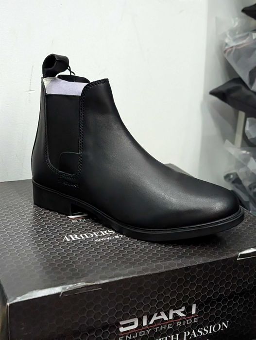 Sztyblety jeździeckie wsuwane skórzane rozm od 30 do 45