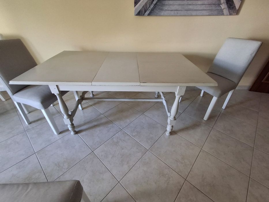 Vendo mesa em madiera