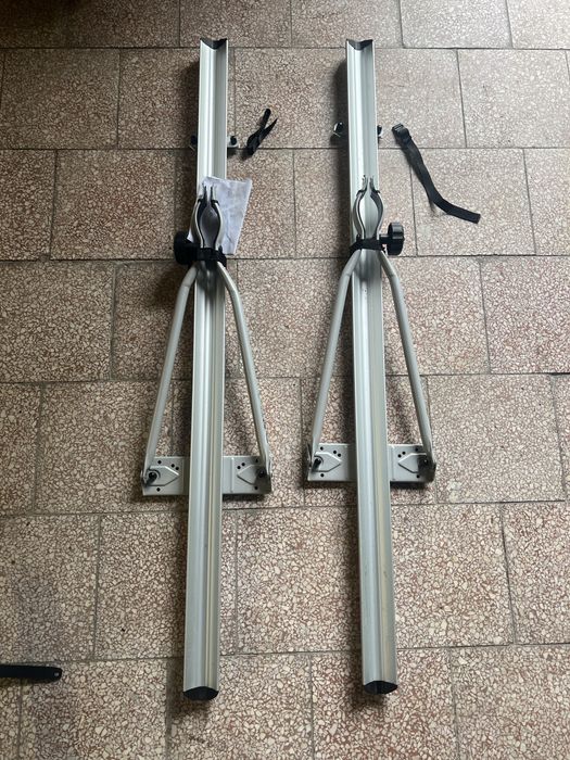 Uchwyty rowerowe na belki dachowe Cruz Alu Bike 940-010