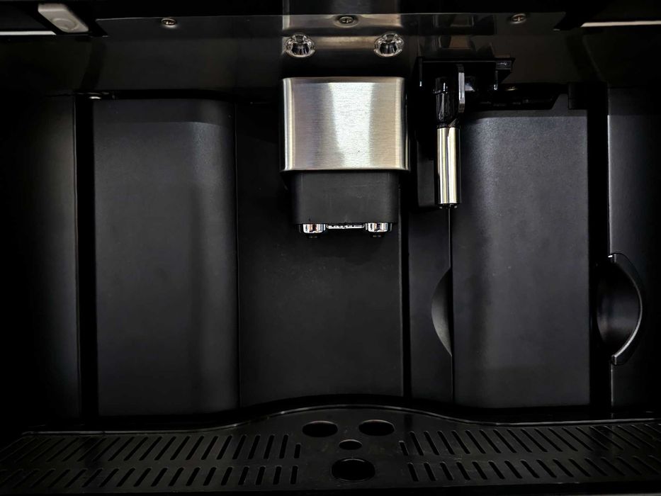 Ekspres ciśnieniowy do zabudowy AEG PE4521M | gwarancja 12 miesięcy