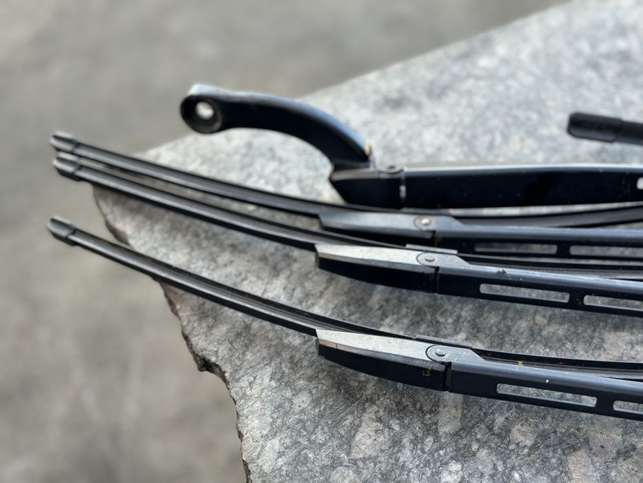 Дворники а4 б7 щотки а4 б6 audi a4 лівий правий дворник двірники