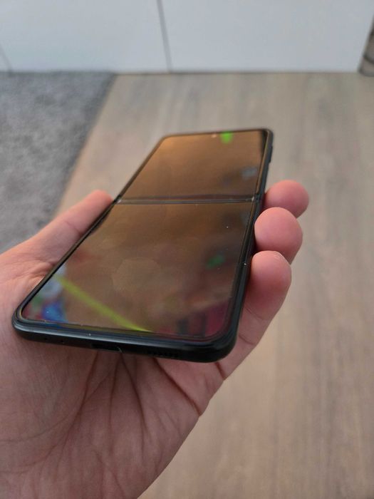 Samsung flip 3 256g