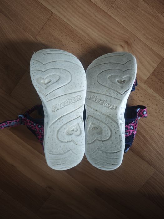Босоножки skechers детские