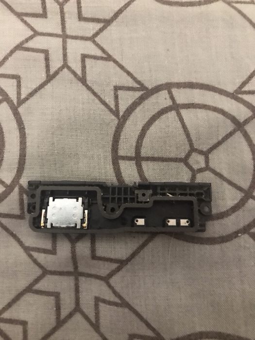 Нижняя часть+динамик на lumia 720