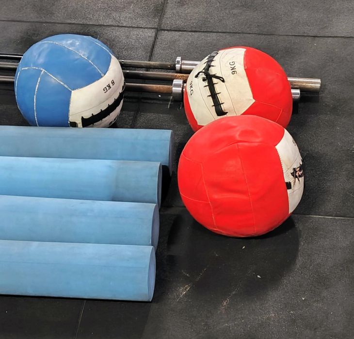 Diversos materiais de ginásio/CrossFit