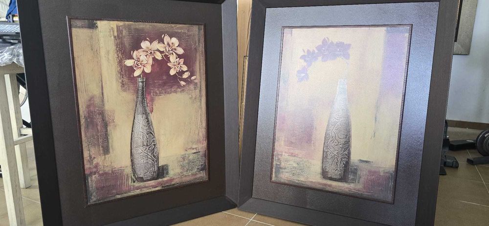 Quadros, vendo 2 quadros com moldura e com  medida de 80 x 100 cm.