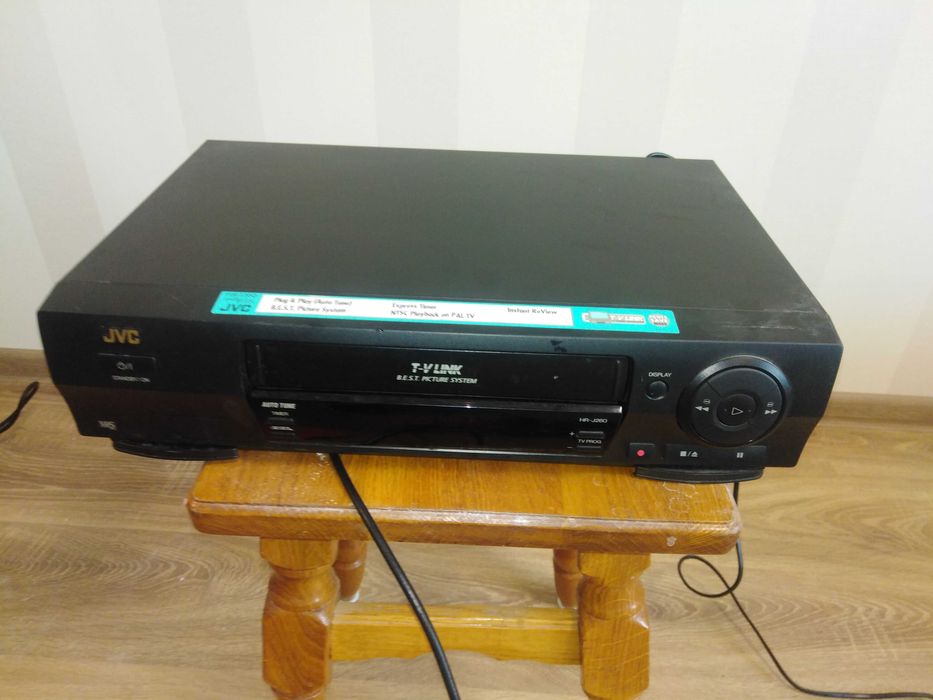 Відіо магнітофон