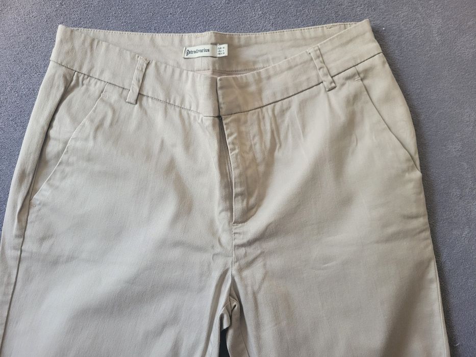 spodnie chinosy r 36 Stradivarius