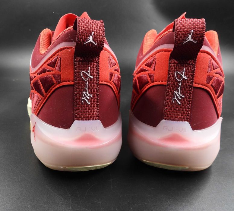 Nike Air Jordan XXXVII koszykarskie r. 41
