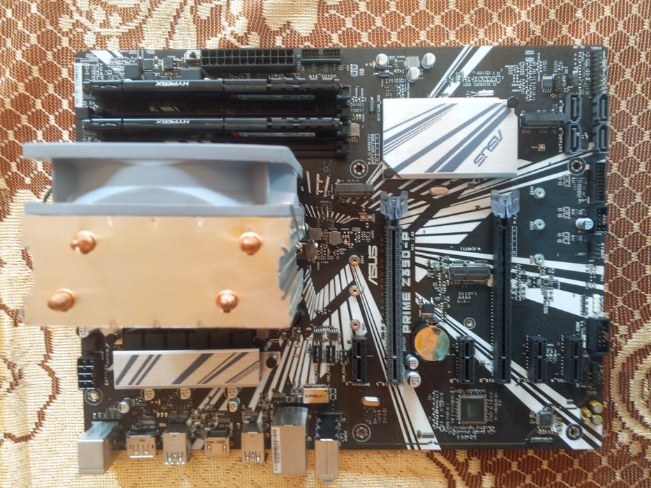 Материнская плата  ASUS Prime Z390-P + i3-9100F + 8 ГБ RAM