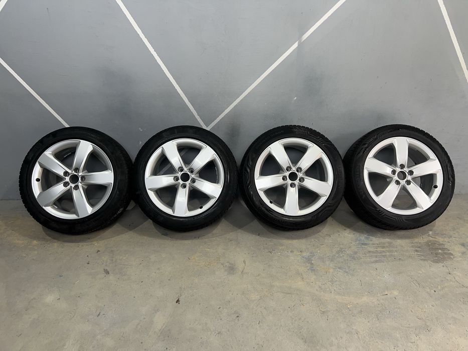 Продам диски з шинами Audi 225 50 R18 (5x112)