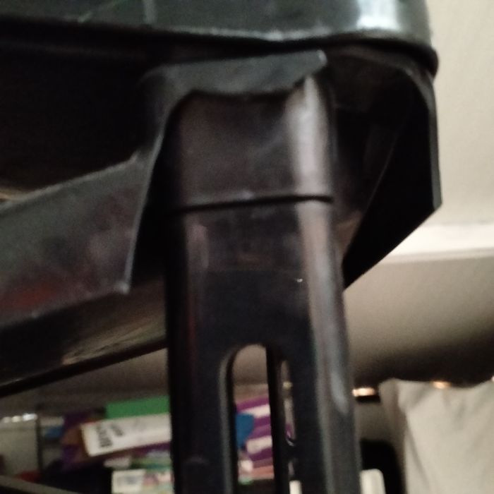 Sapateira de plástico