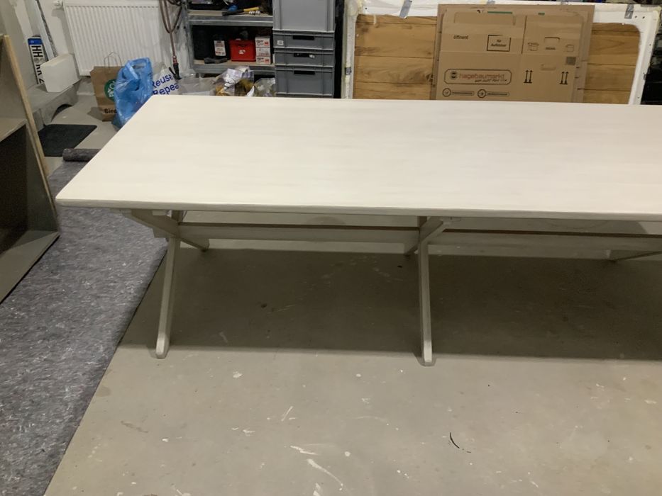 Sprzedam stół do jadalni