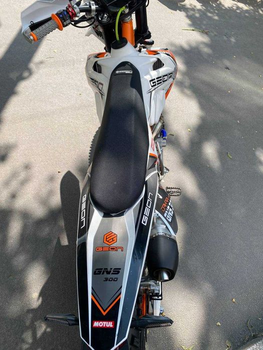 Мотоцикл GEON DAKAR GNS 300