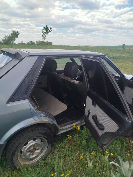 Продам авто мазда 323