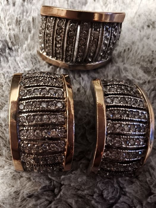 Продам срібний набір з золотом