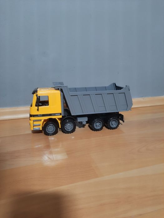 Samochód Wywrotka żółta