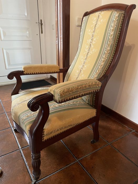Cadeirao Voltaire antigo antiguidade Vintage