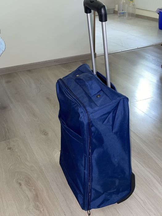 Сумка валіза на колесах