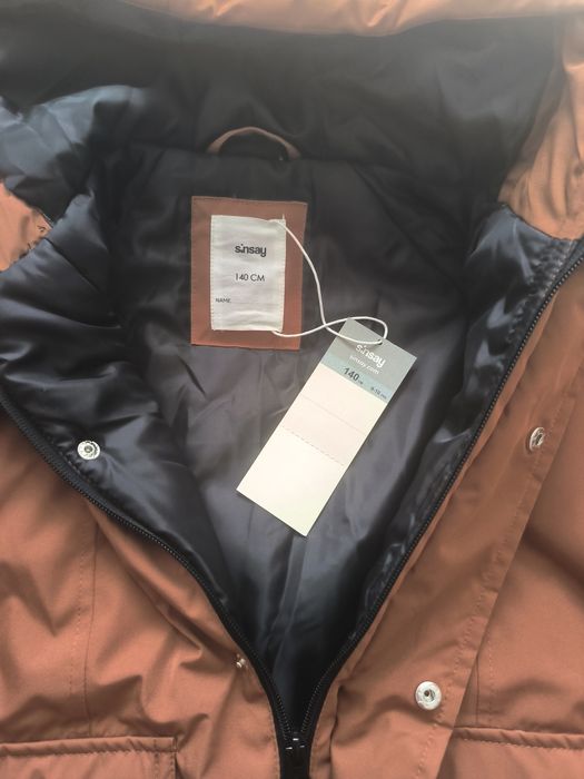 Куртка 9-10 лет. 140р