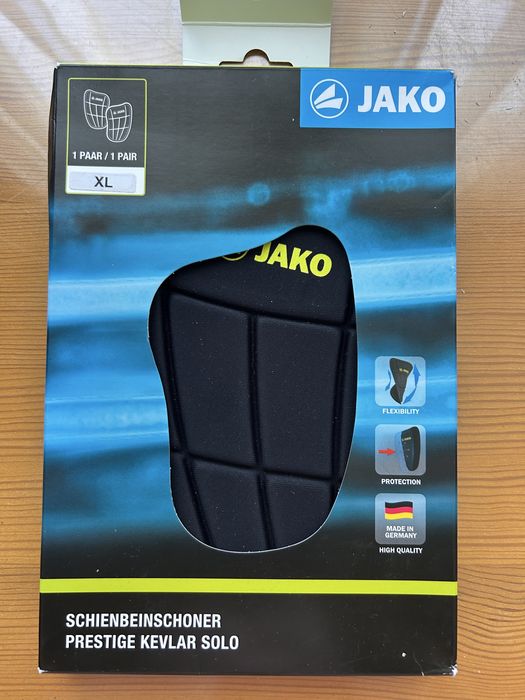 Nowe JAKO KEVLAR ochraniacze na piszczele piłka nożna