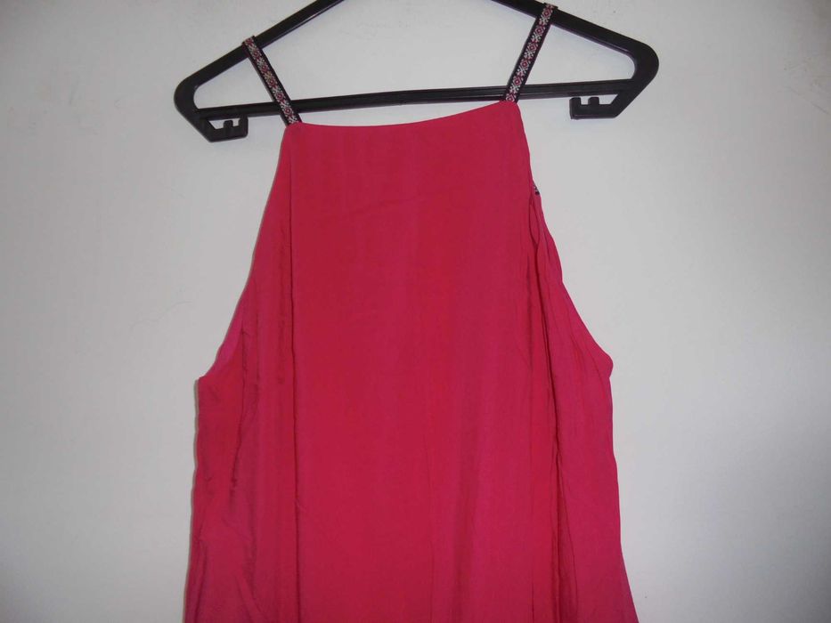 vestido de de mulher cor de rosa