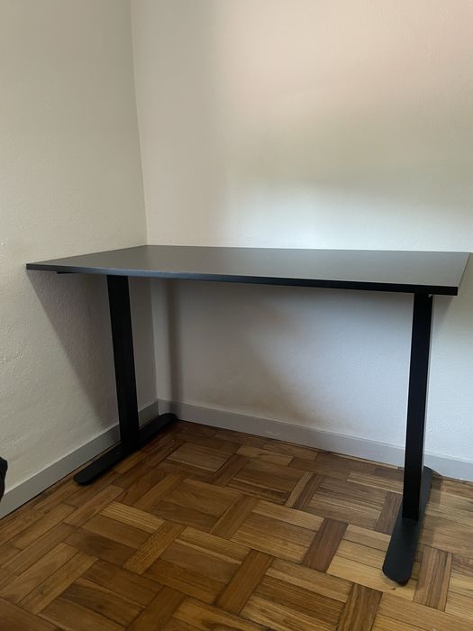 Cadeira Gaming ALPHA GAMER + Secretária STAUNING 80x160