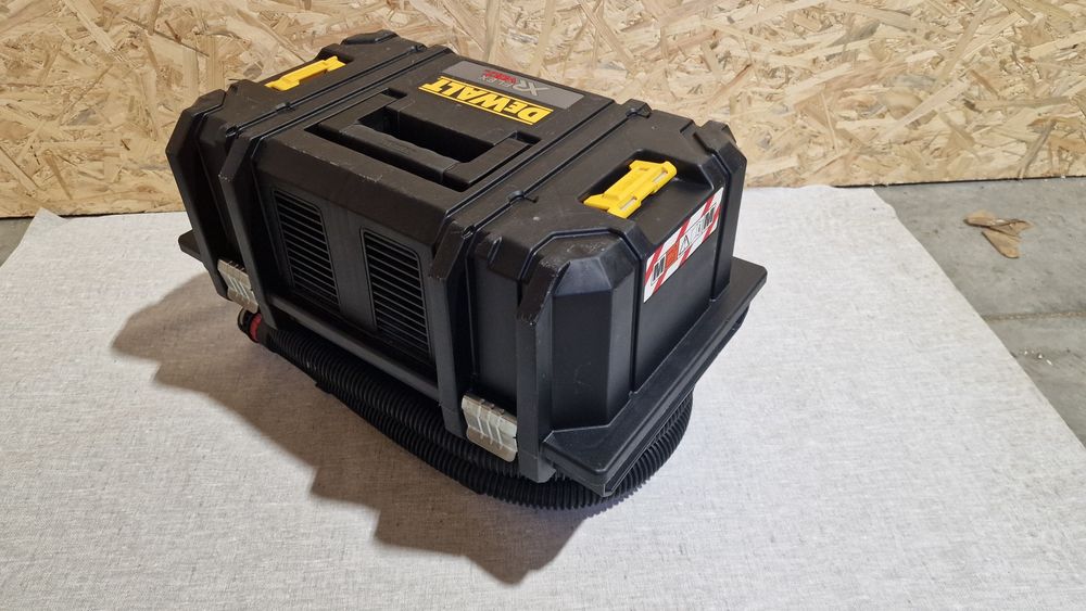 Odurzacz  DeWalt DCV586M 2000W