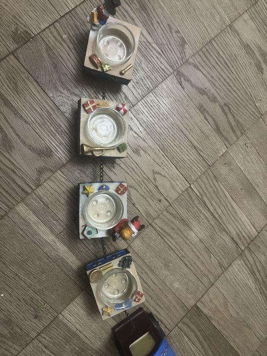 Новогодний поезд с подсвечниками