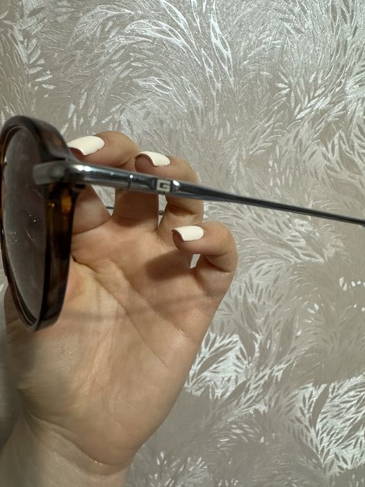 Очки солнцезащитные guess оригинал оправа