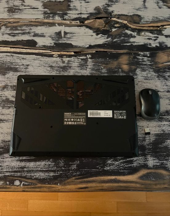 Portátil Gigabyte