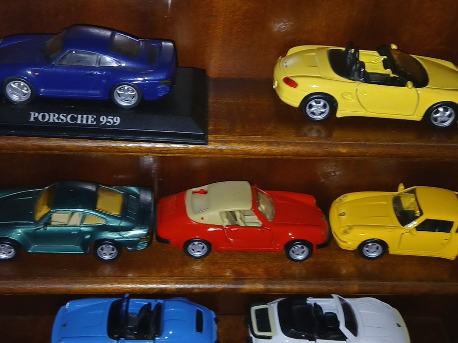 Colecao 10 carro da proche por 65 €