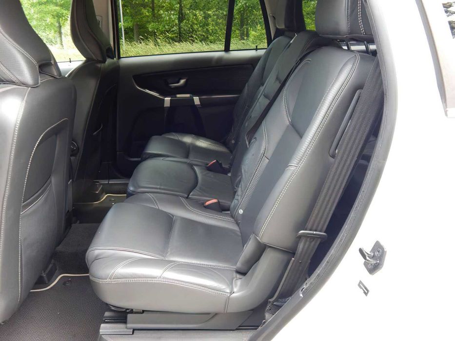 Volvo XC90      2013