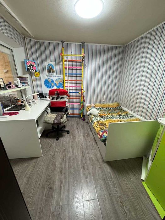 Продам 3-к квартиру в высотке на ул. Калиновая - Образцова