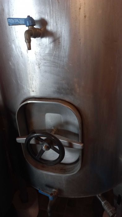 Depósitos inox para vinho ou azeite
