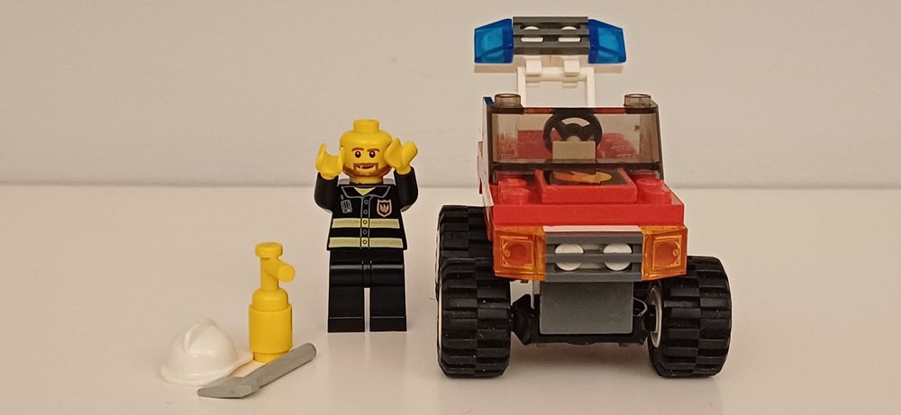 Lego City  7241 - Fire Car
