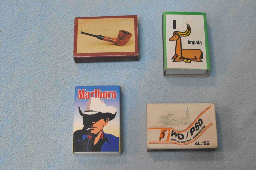 Vintage –  4 caixas de fósforos (Marlboro, PSD, etc)